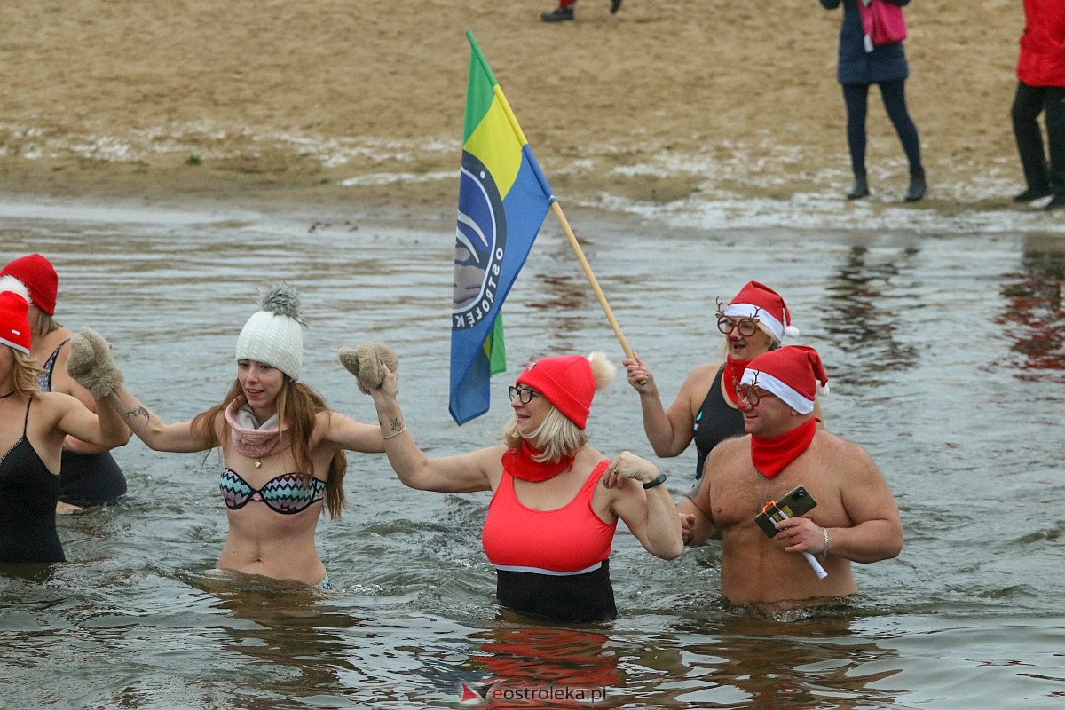 Morsowanie z Mikołajem w Ostrołęce [4.12.2022] - zdjęcie #30 - eOstroleka.pl