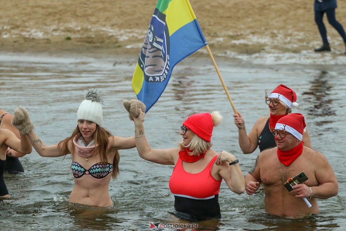 Morsowanie z Mikołajem w Ostrołęce [4.12.2022] - zdjęcie #29 - eOstroleka.pl