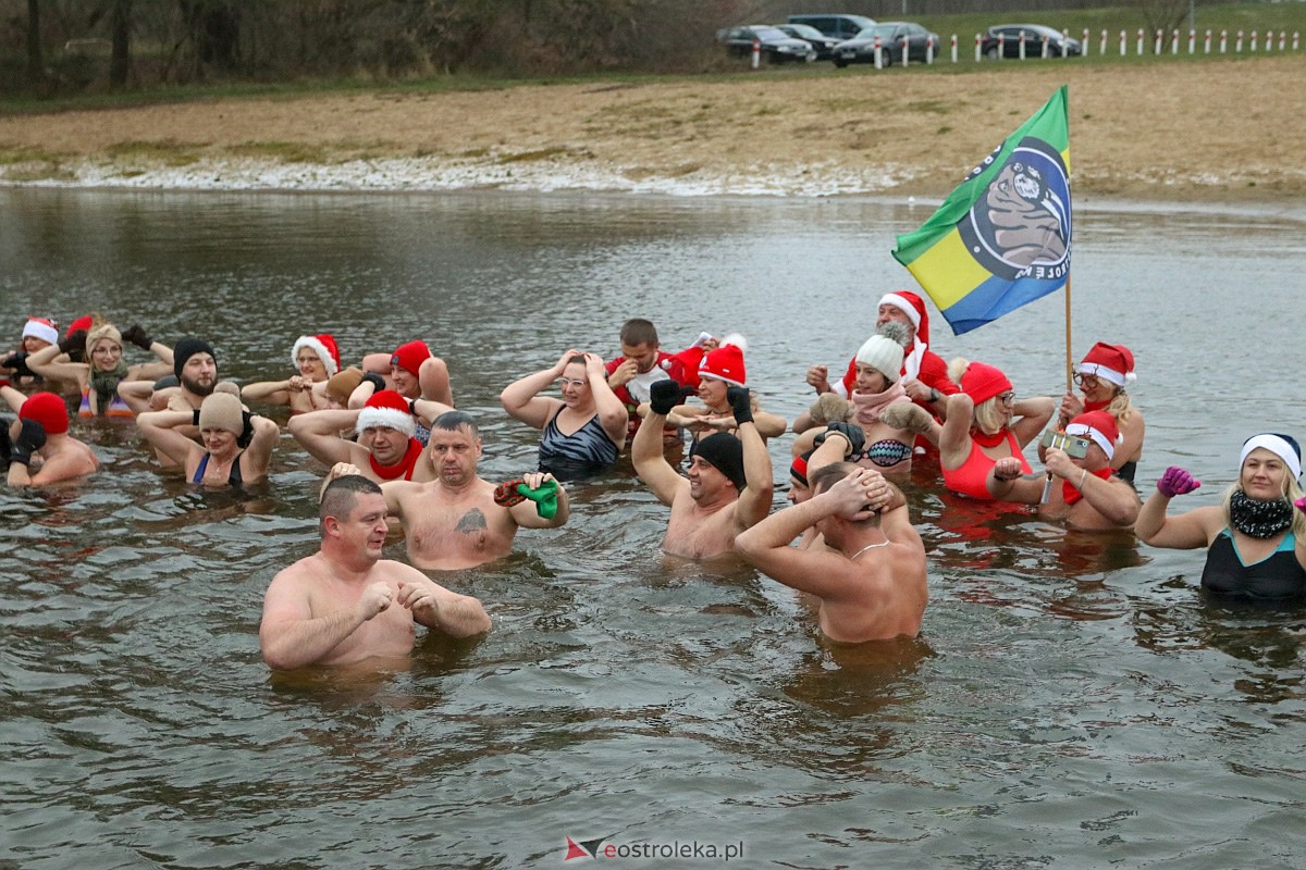 Morsowanie z Mikołajem w Ostrołęce [4.12.2022] - zdjęcie #7 - eOstroleka.pl