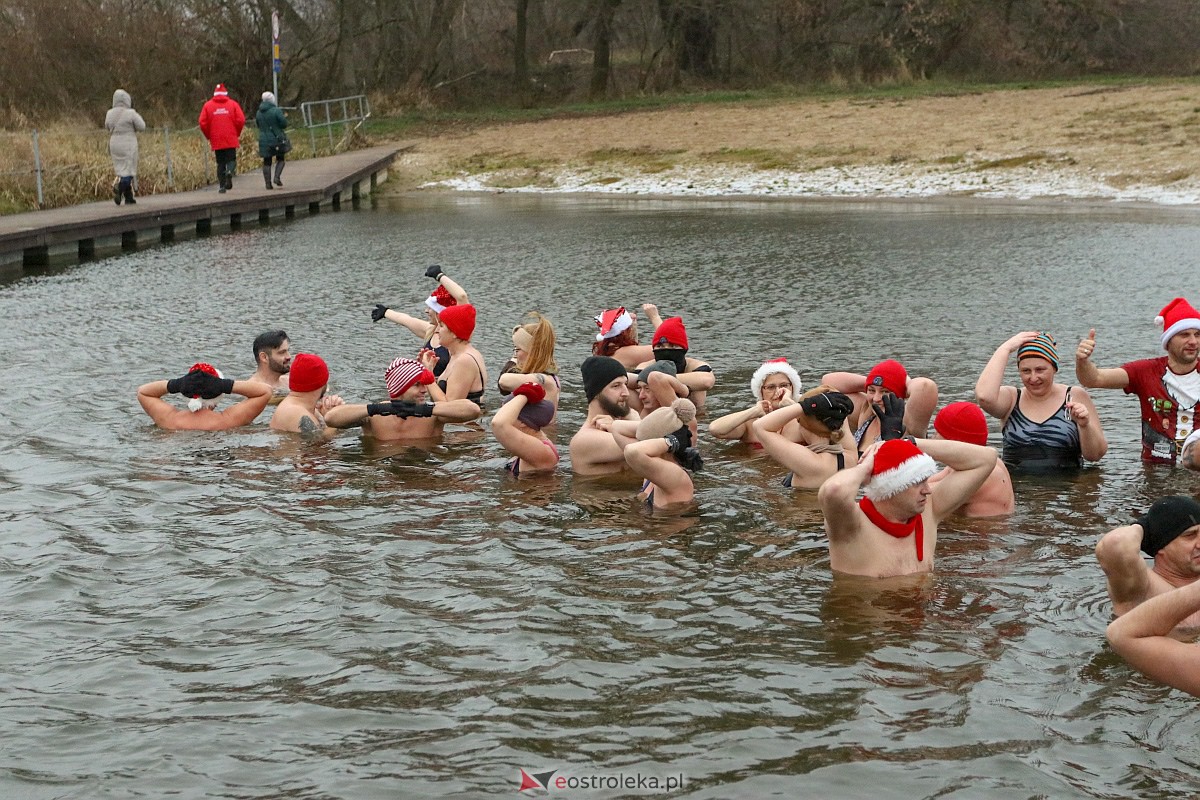 Morsowanie z Mikołajem w Ostrołęce [4.12.2022] - zdjęcie #6 - eOstroleka.pl