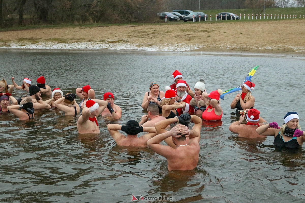 Morsowanie z Mikołajem w Ostrołęce [4.12.2022] - zdjęcie #3 - eOstroleka.pl