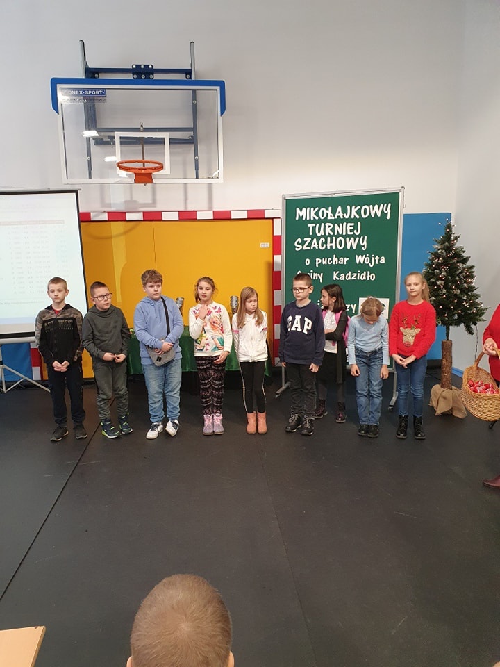 Otwarty Mikołajkowy Turniej Szachowy w Kadzidle [05.12.2022] - zdjęcie #32 - eOstroleka.pl