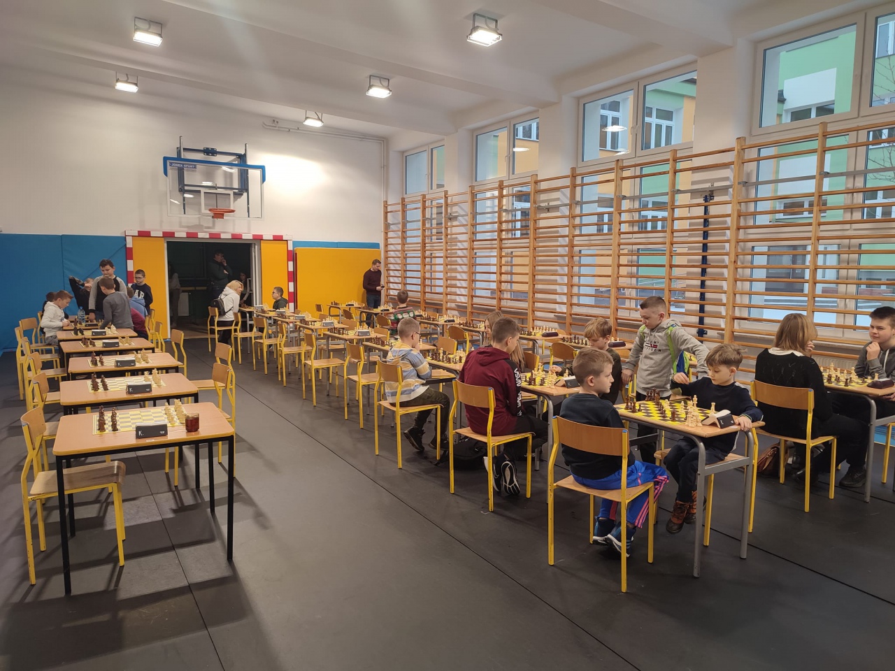 Otwarty Mikołajkowy Turniej Szachowy w Kadzidle [05.12.2022] - zdjęcie #2 - eOstroleka.pl