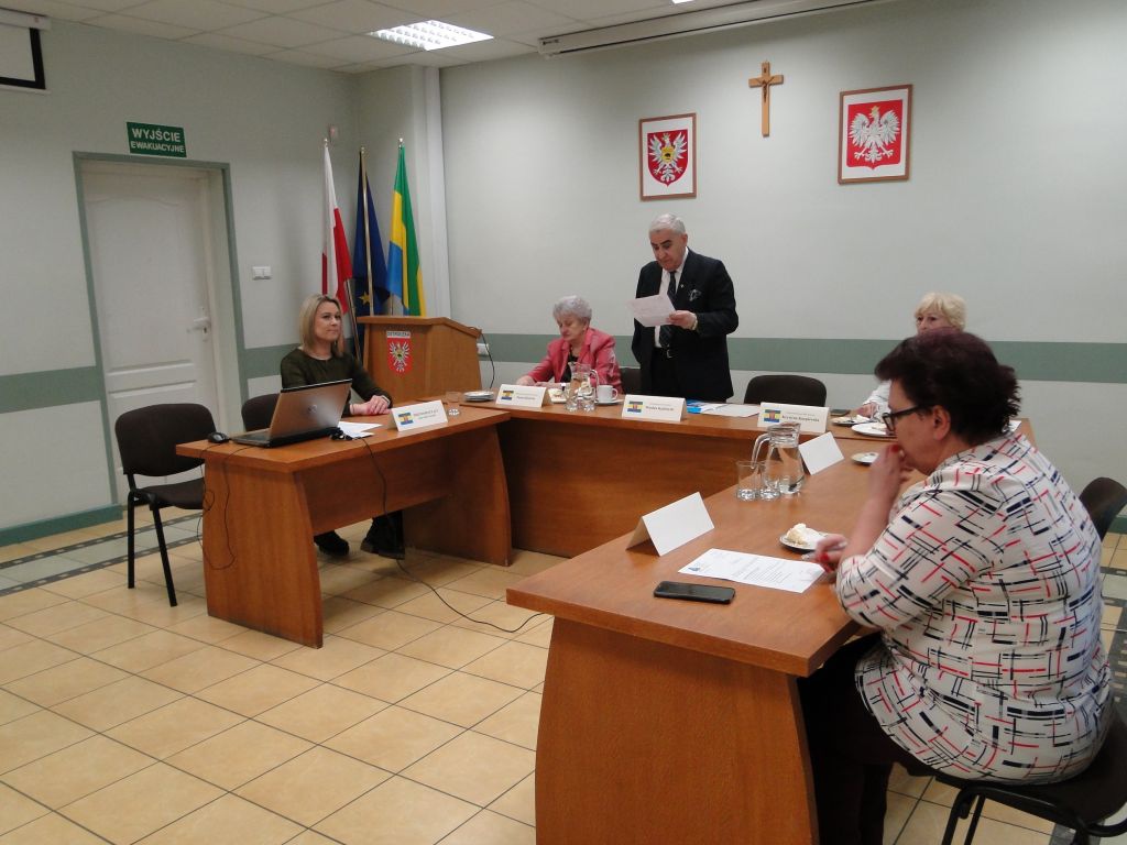 VII Sesja Rady Seniorów w Ostrołęce  - zdjęcie #8 - eOstroleka.pl