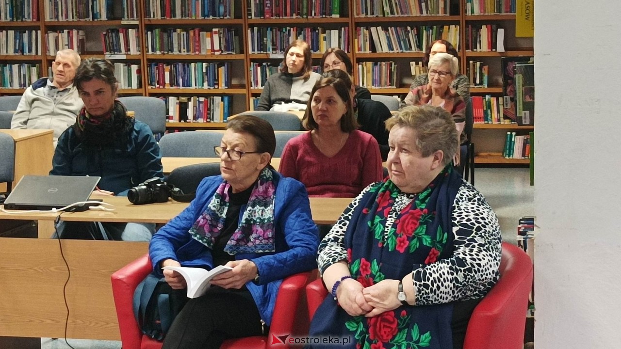 Wieczór literacki z Kazimierzem Brakonieckim w Ostrołęce [06.12.2022] - zdjęcie #6 - eOstroleka.pl