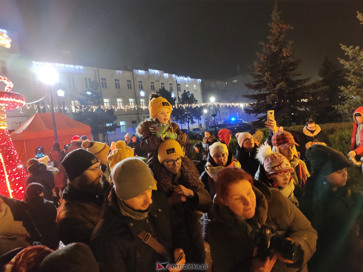Święty Mikołaj w Ostrołęce [06.12.2022] - zdjęcie #11 - eOstroleka.pl