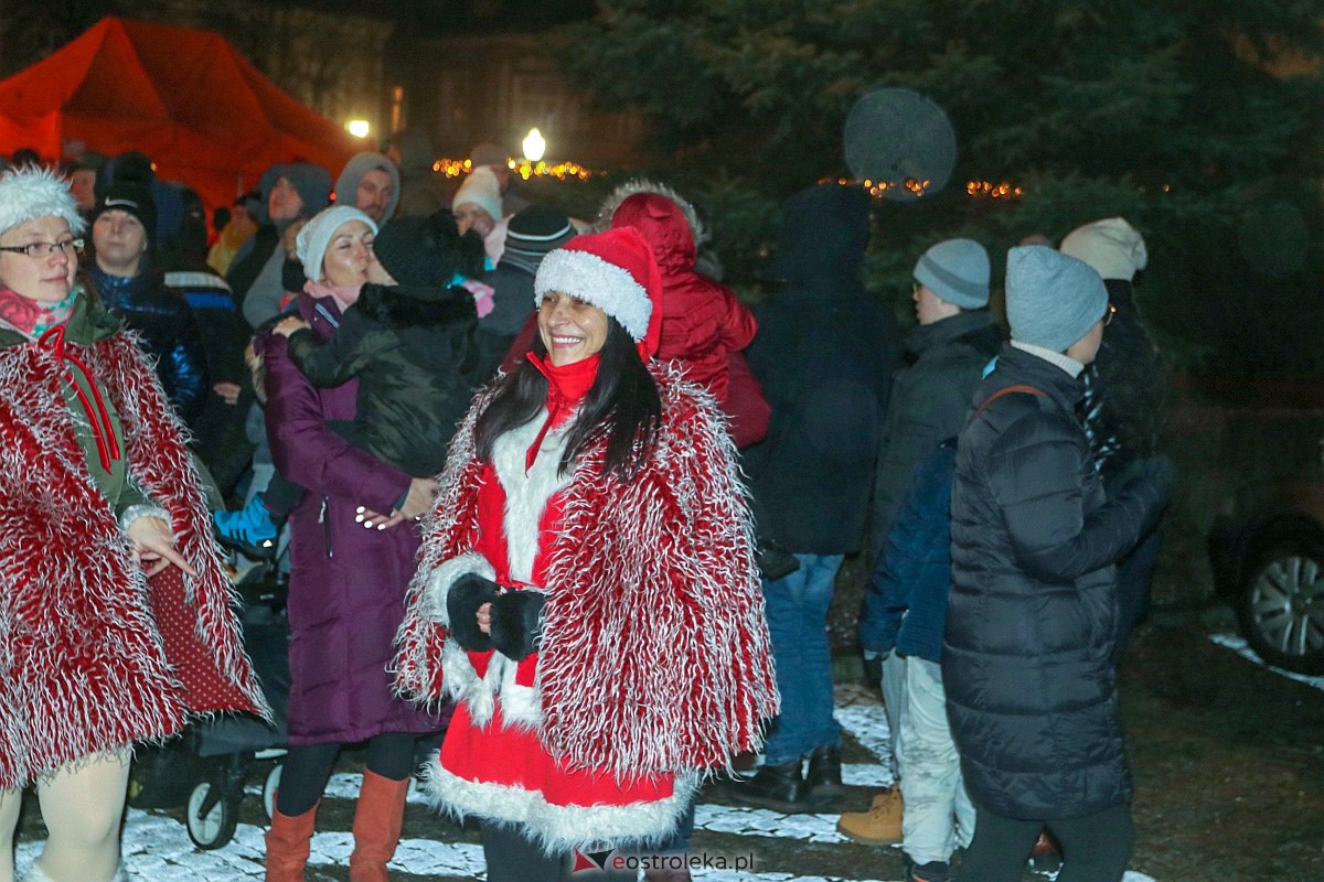 Święty Mikołaj w Ostrołęce [06.12.2022] - zdjęcie #149 - eOstroleka.pl