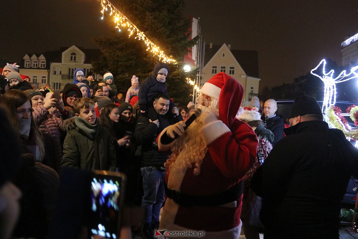 Święty Mikołaj w Ostrołęce [06.12.2022] - zdjęcie #142 - eOstroleka.pl