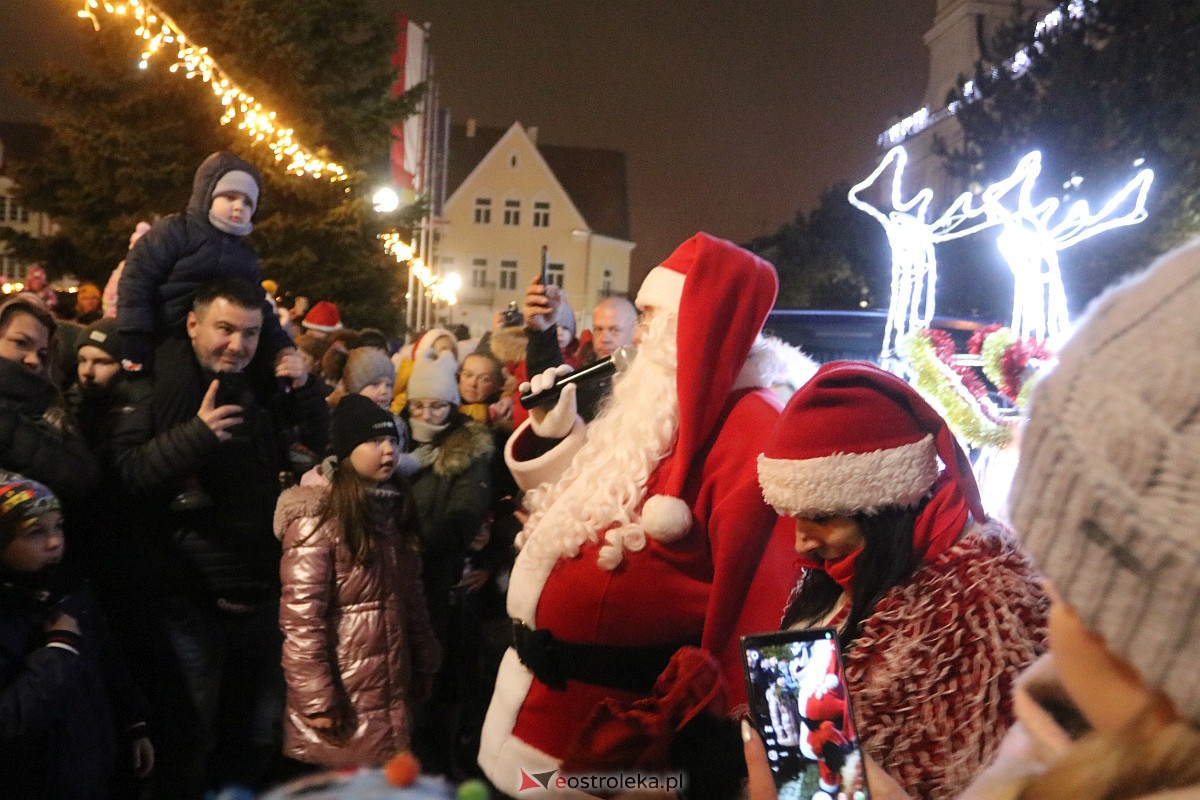 Święty Mikołaj w Ostrołęce [06.12.2022] - zdjęcie #138 - eOstroleka.pl