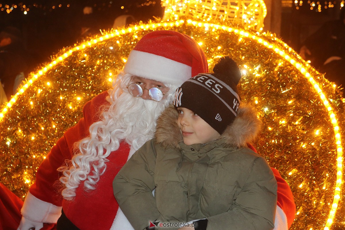 Święty Mikołaj w Ostrołęce [06.12.2022] - zdjęcie #118 - eOstroleka.pl