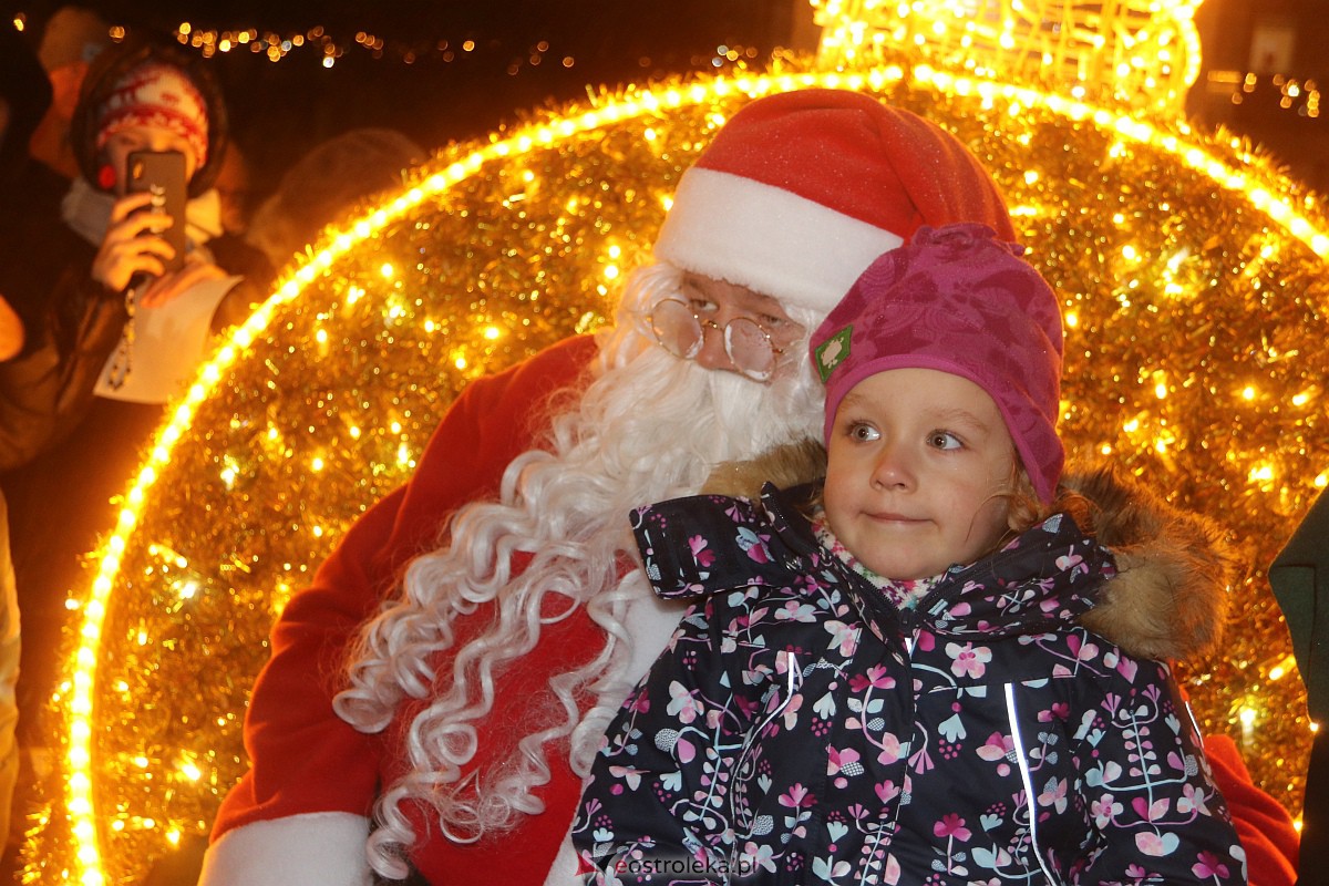 Święty Mikołaj w Ostrołęce [06.12.2022] - zdjęcie #107 - eOstroleka.pl