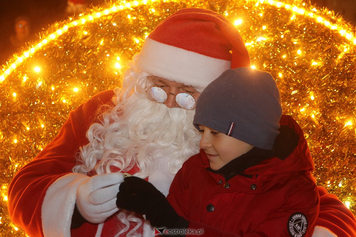 Święty Mikołaj w Ostrołęce [06.12.2022] - zdjęcie #98 - eOstroleka.pl