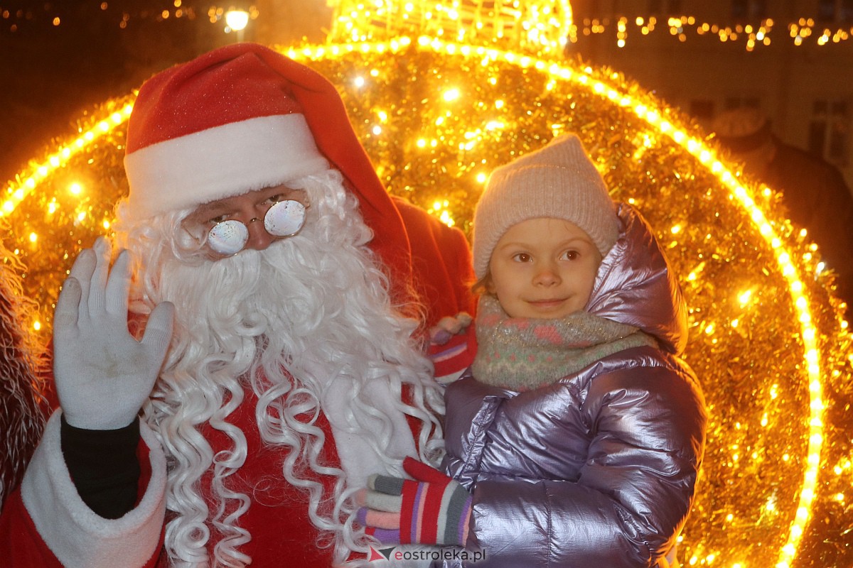 Święty Mikołaj w Ostrołęce [06.12.2022] - zdjęcie #96 - eOstroleka.pl