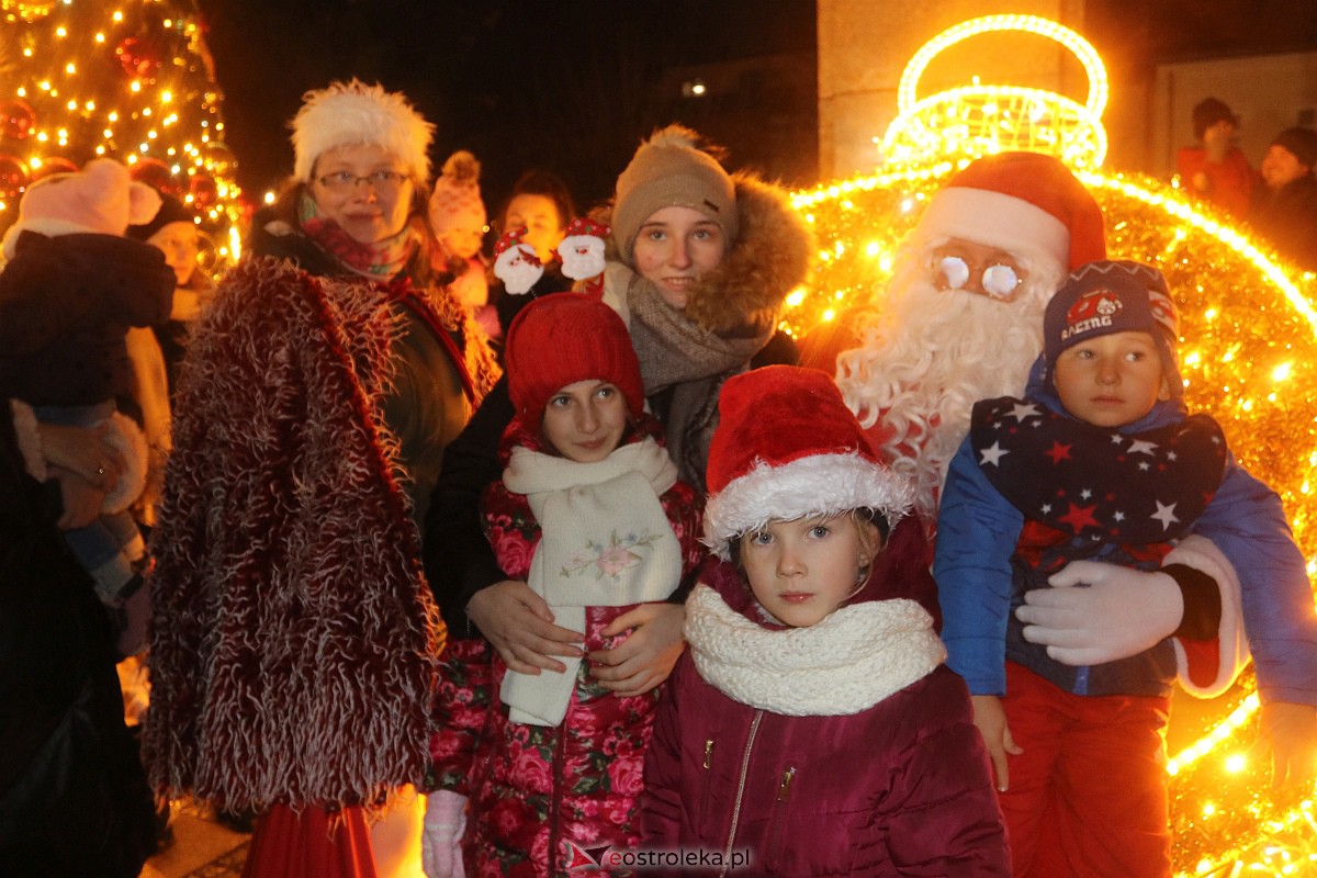 Święty Mikołaj w Ostrołęce [06.12.2022] - zdjęcie #90 - eOstroleka.pl