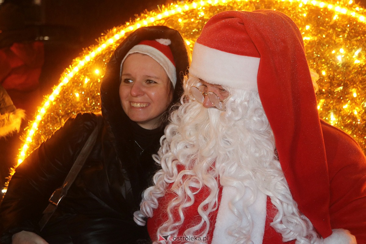 Święty Mikołaj w Ostrołęce [06.12.2022] - zdjęcie #68 - eOstroleka.pl