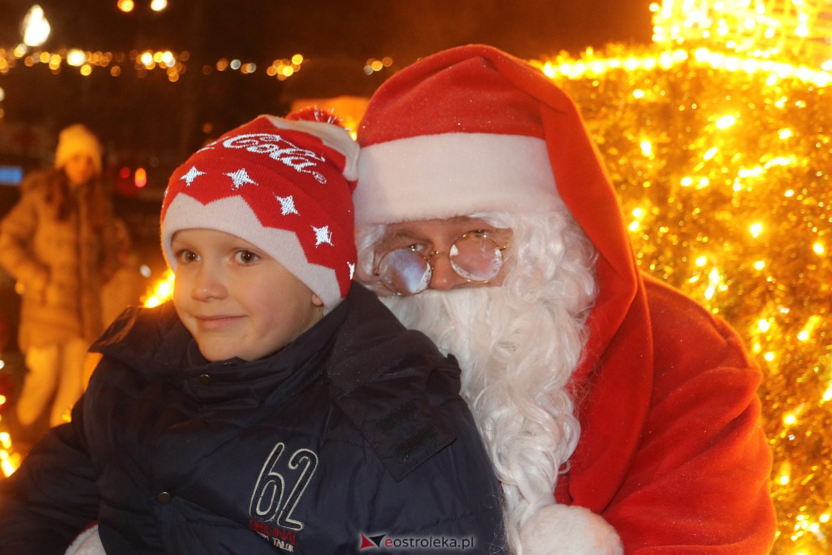 Święty Mikołaj w Ostrołęce [06.12.2022] - zdjęcie #66 - eOstroleka.pl