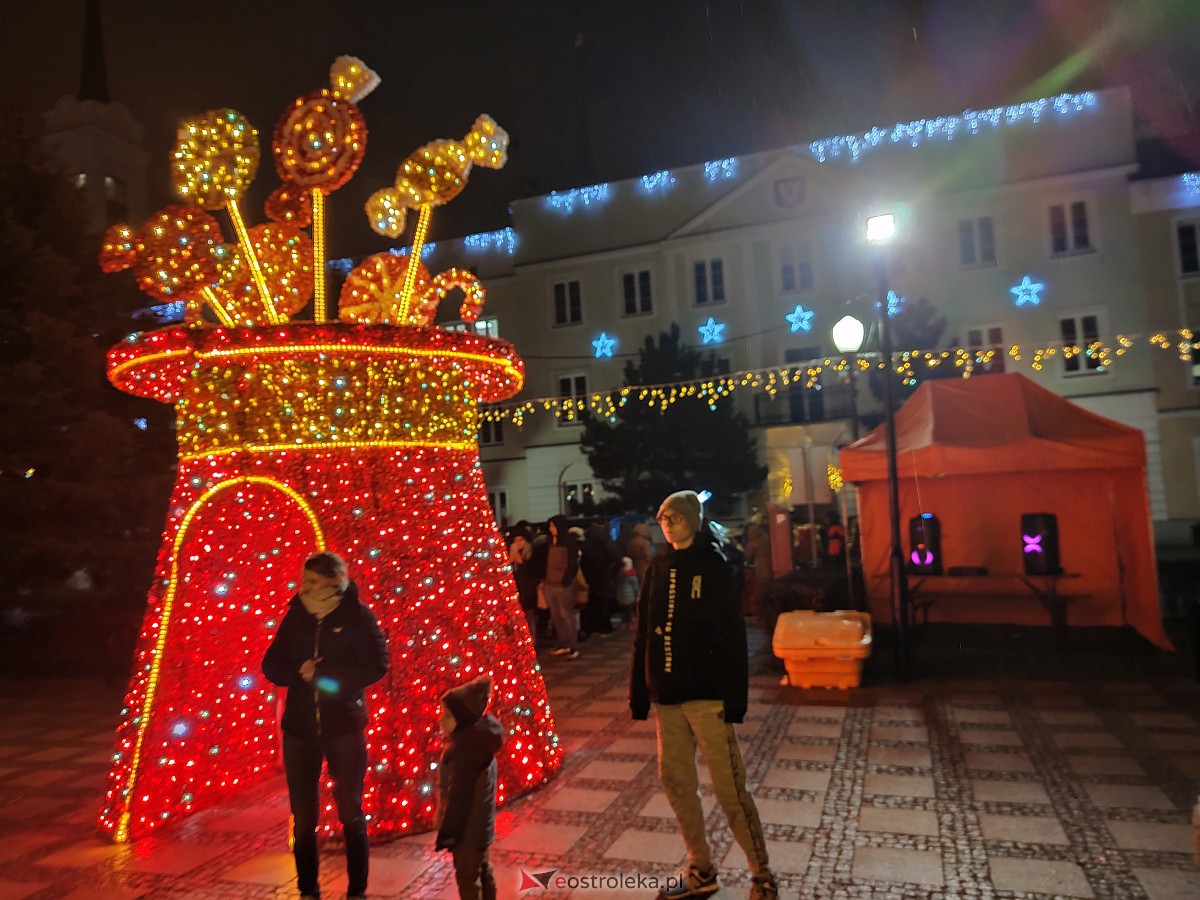 Ozdoby świąteczne w Ostrołęce [6.12.2022] - zdjęcie #16 - eOstroleka.pl
