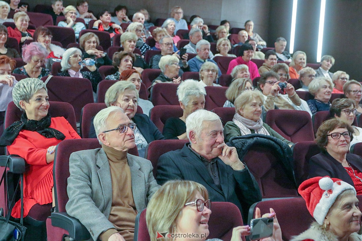 Mikołajki z Uniwersytetem Trzeciego Wieku [7.12.2022] - zdjęcie #72 - eOstroleka.pl