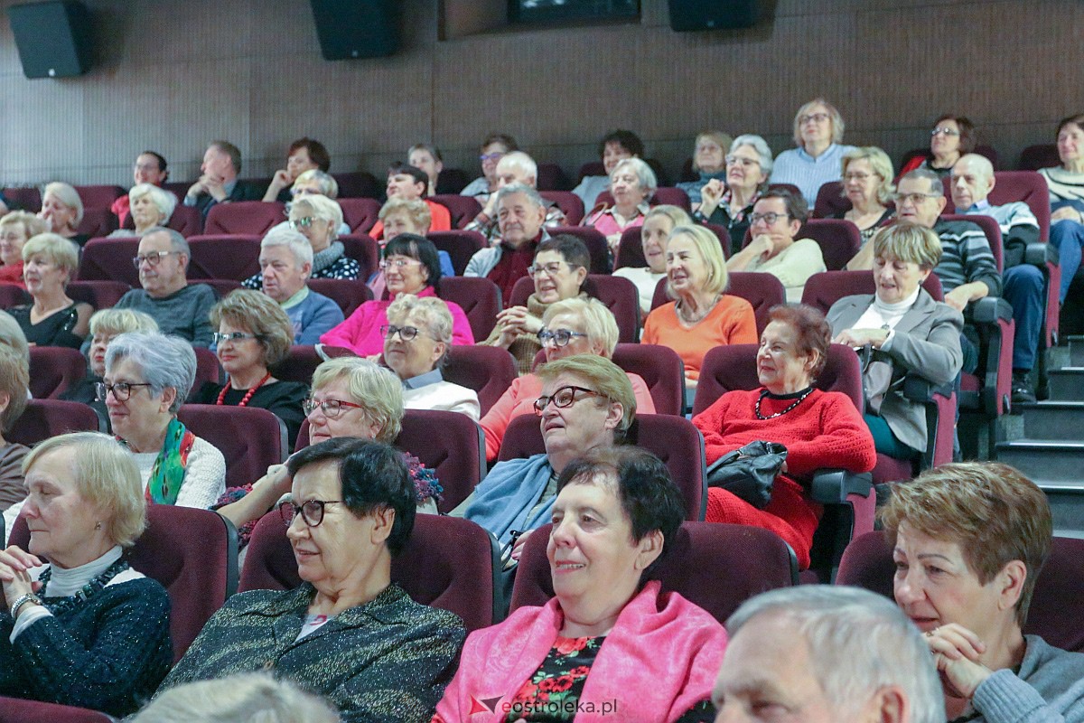 Mikołajki z Uniwersytetem Trzeciego Wieku [7.12.2022] - zdjęcie #48 - eOstroleka.pl