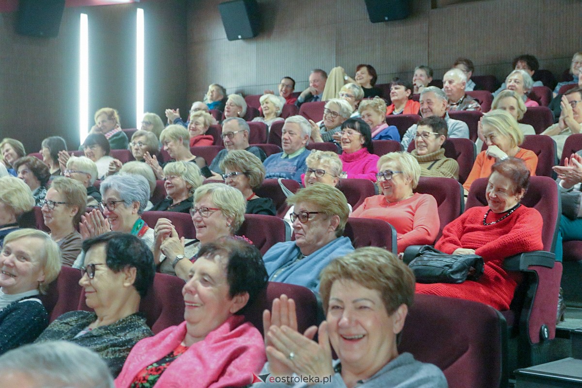 Mikołajki z Uniwersytetem Trzeciego Wieku [7.12.2022] - zdjęcie #31 - eOstroleka.pl