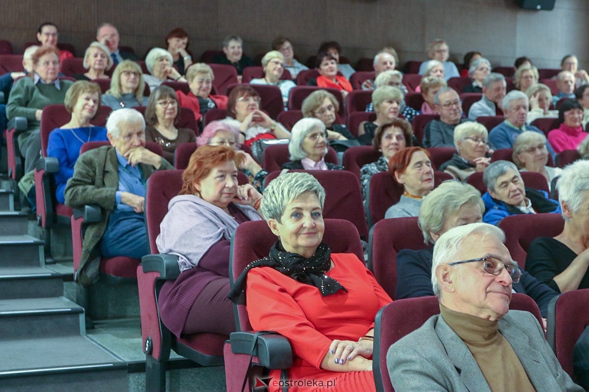 Mikołajki z Uniwersytetem Trzeciego Wieku [7.12.2022] - zdjęcie #7 - eOstroleka.pl