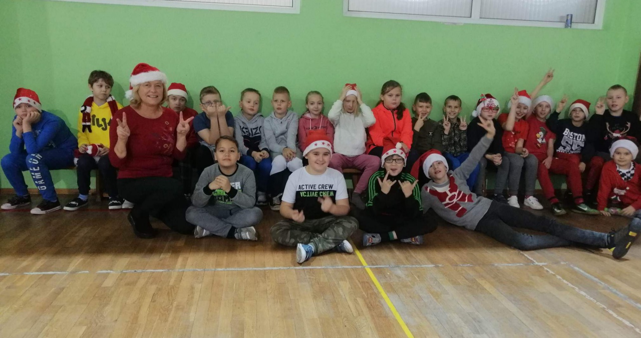 Mikołajki na sportowo z tenisowym mistrzem w “dwójce” [07.12.2022] - zdjęcie #29 - eOstroleka.pl
