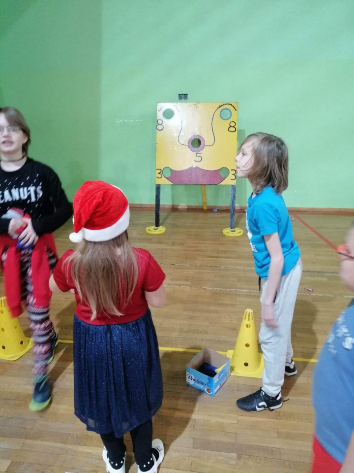 Mikołajki na sportowo z tenisowym mistrzem w “dwójce” [07.12.2022] - zdjęcie #17 - eOstroleka.pl
