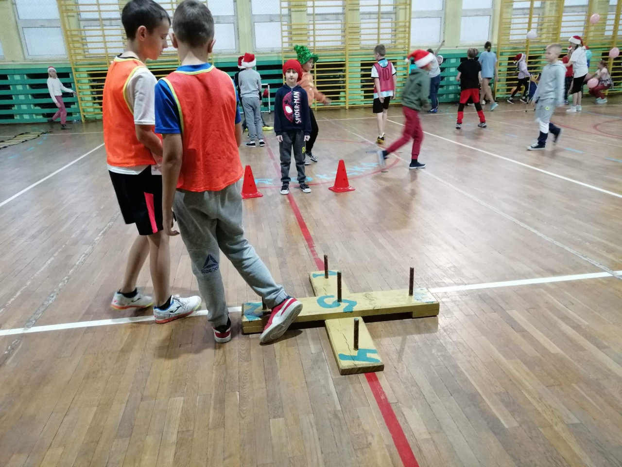 Mikołajki na sportowo z tenisowym mistrzem w “dwójce” [07.12.2022] - zdjęcie #11 - eOstroleka.pl