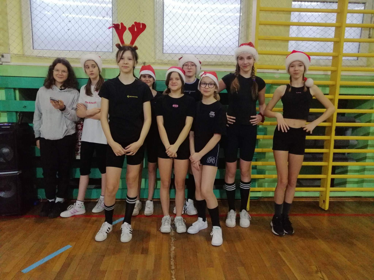 Mikołajki na sportowo z tenisowym mistrzem w “dwójce” [07.12.2022] - zdjęcie #7 - eOstroleka.pl