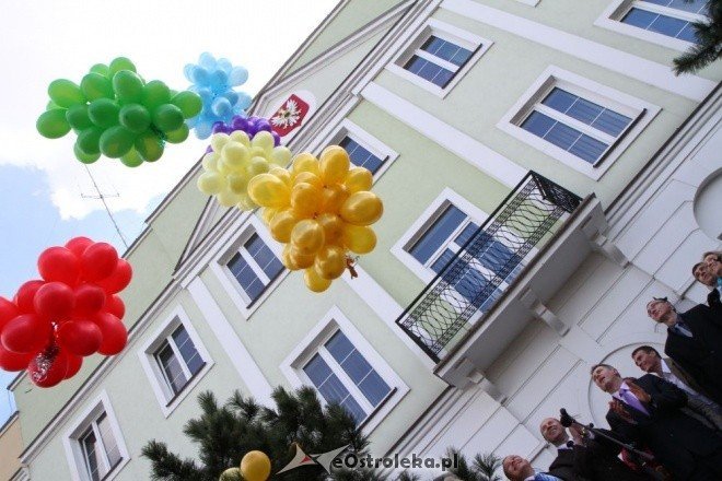 Polonez maturzystów (08-04-2011) - zdjęcie #2 - eOstroleka.pl