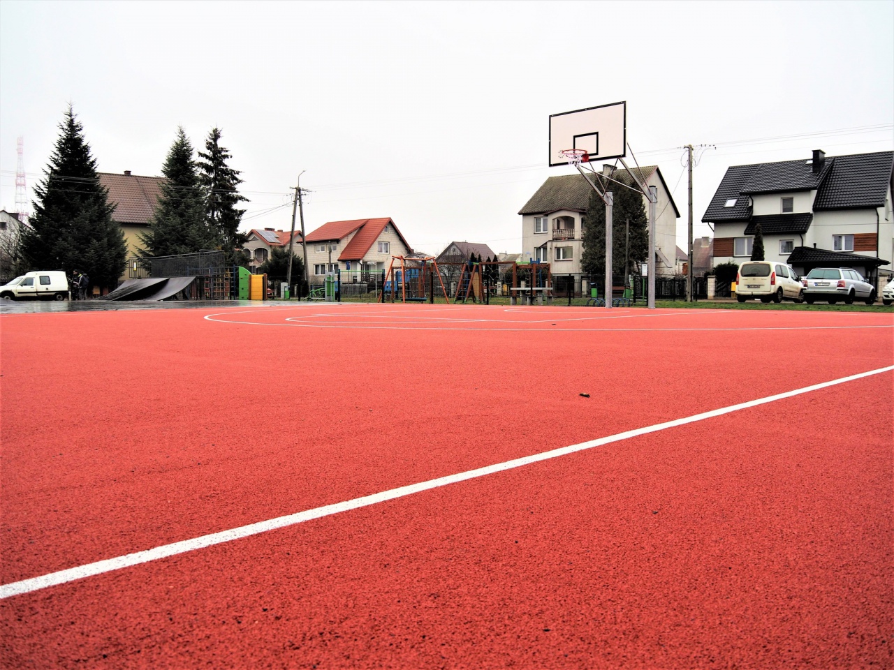 Nowy skatepark i boisko do koszykówki w Olszewie-Borkach [08.12.2022] - zdjęcie #4 - eOstroleka.pl