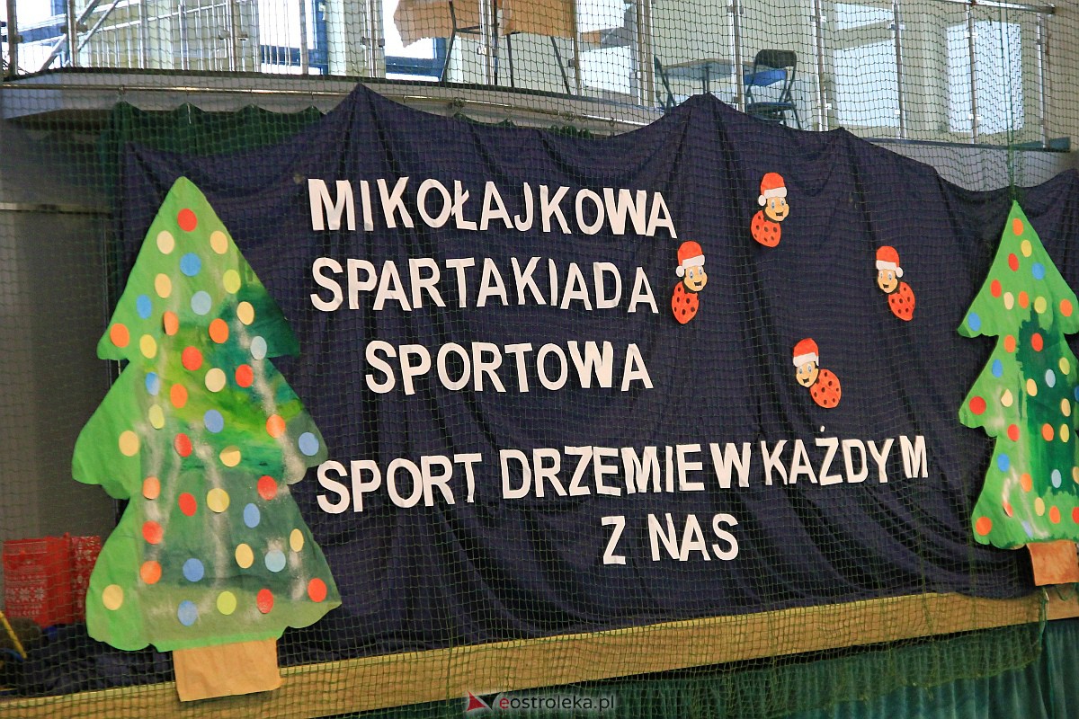 Mikołajkowa Spartakiada Sportowa w Ostrołęce [08.12.2022] - zdjęcie #8 - eOstroleka.pl