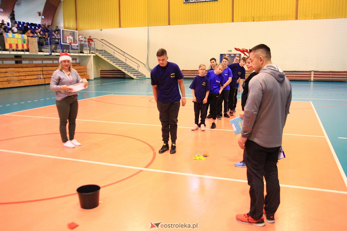 Mikołajkowa Spartakiada Sportowa w Ostrołęce [08.12.2022] - zdjęcie #17 - eOstroleka.pl