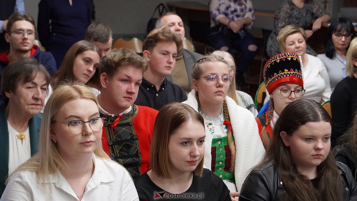Olimpiada Wiedzy o Kurpiach [08.12.2022] - zdjęcie #56 - eOstroleka.pl