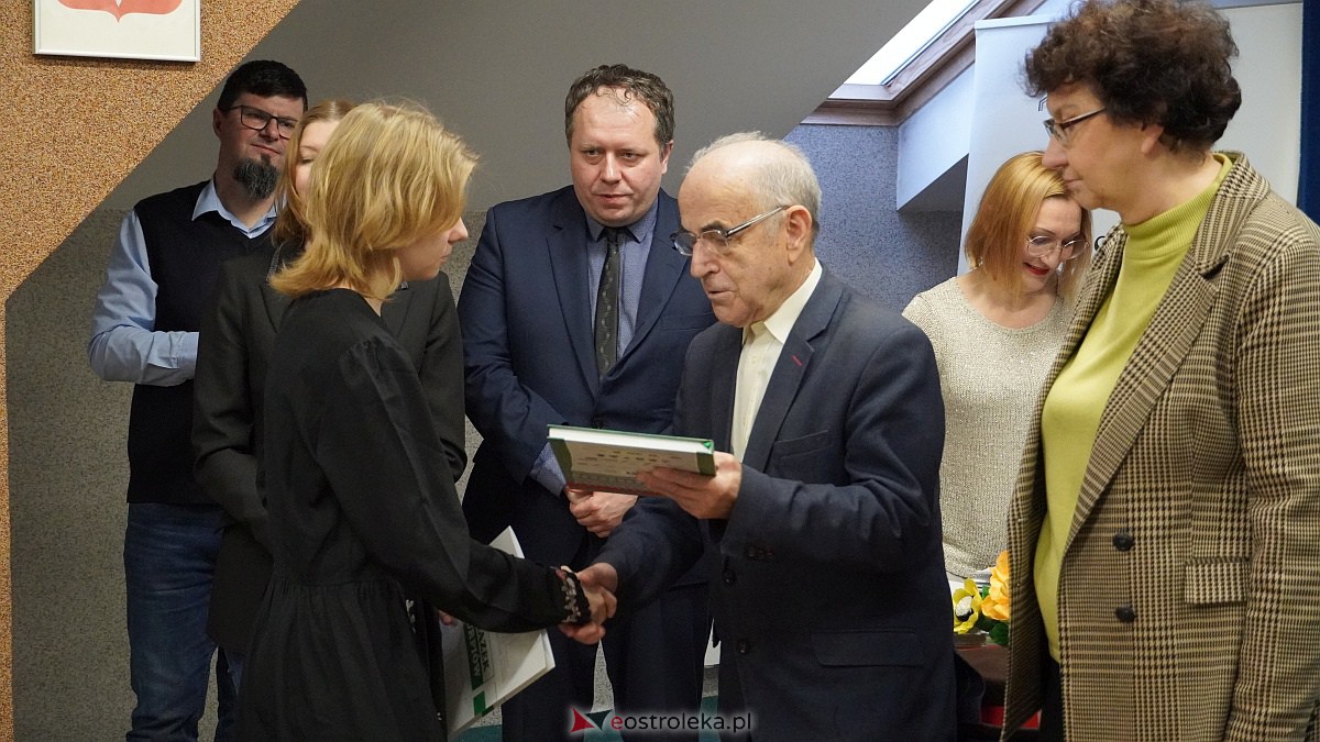Olimpiada Wiedzy o Kurpiach [08.12.2022] - zdjęcie #28 - eOstroleka.pl