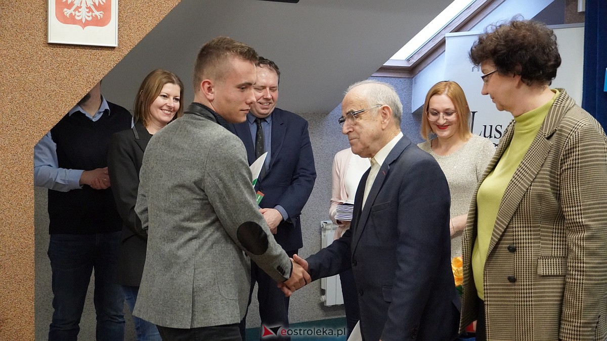 Olimpiada Wiedzy o Kurpiach [08.12.2022] - zdjęcie #21 - eOstroleka.pl