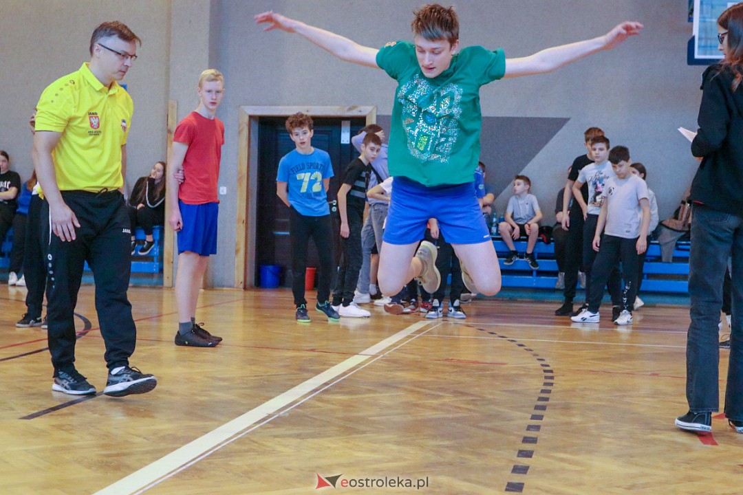 Mikołajkowy wielobój z UKS Atleta Ostrołęka [9.12.2022] - zdjęcie #42 - eOstroleka.pl