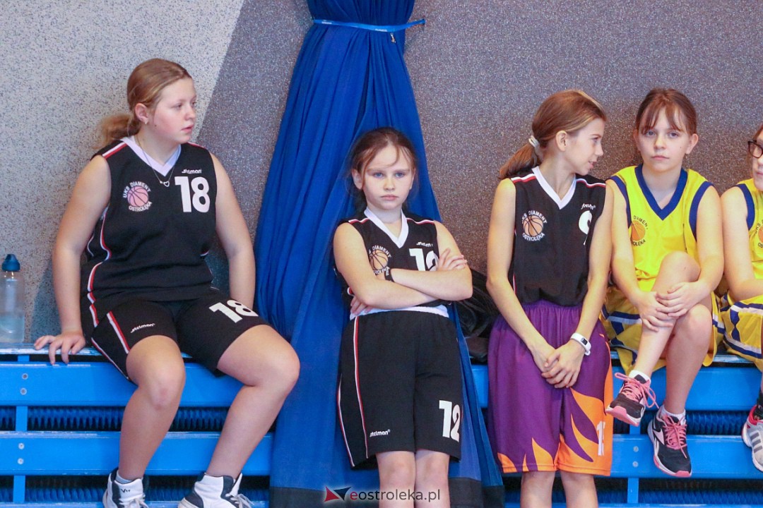 Mikołajkowy wielobój z UKS Atleta Ostrołęka [9.12.2022] - zdjęcie #21 - eOstroleka.pl