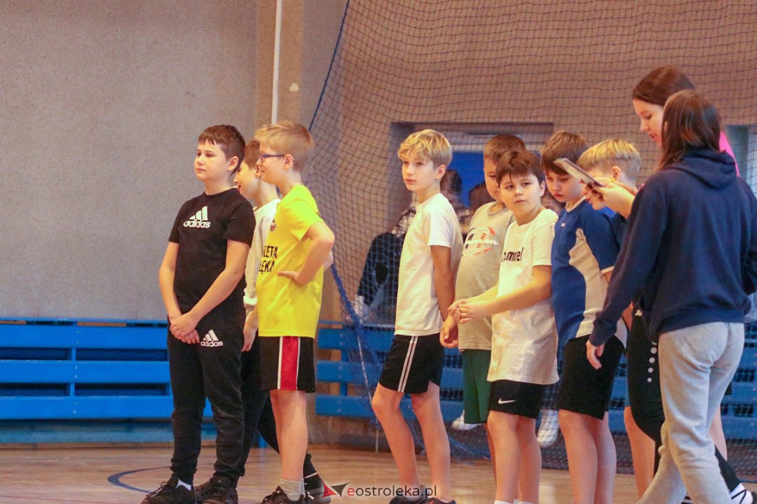 Mikołajkowy wielobój z UKS Atleta Ostrołęka [9.12.2022] - zdjęcie #14 - eOstroleka.pl