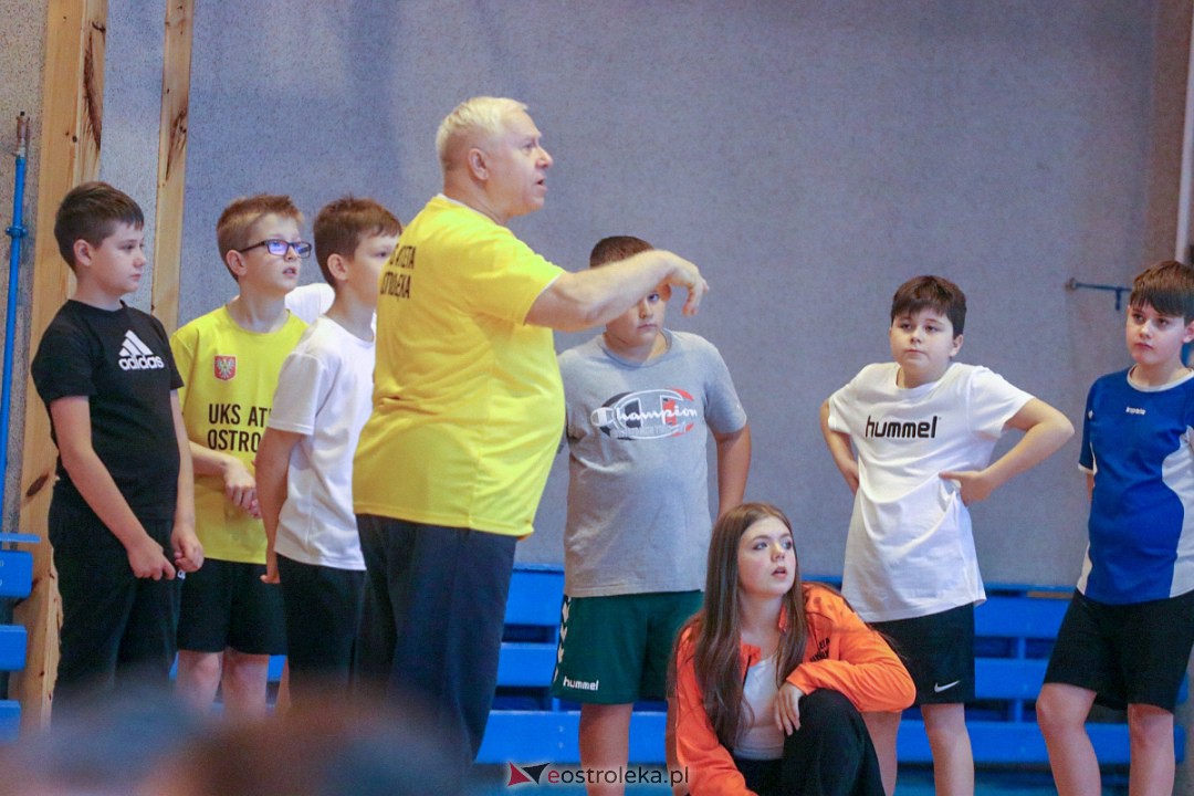 Mikołajkowy wielobój z UKS Atleta Ostrołęka [9.12.2022] - zdjęcie #9 - eOstroleka.pl