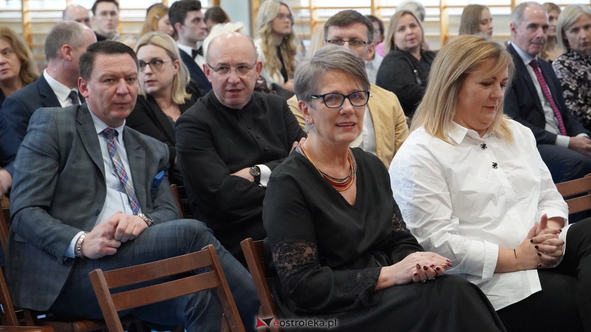 Stypendia Prezesa Rady Ministrów - uroczyste rozdanie w Zespole Szkół Powiatowych w Myszyńcu [09.12.2022] - zdjęcie #144 - eOstroleka.pl