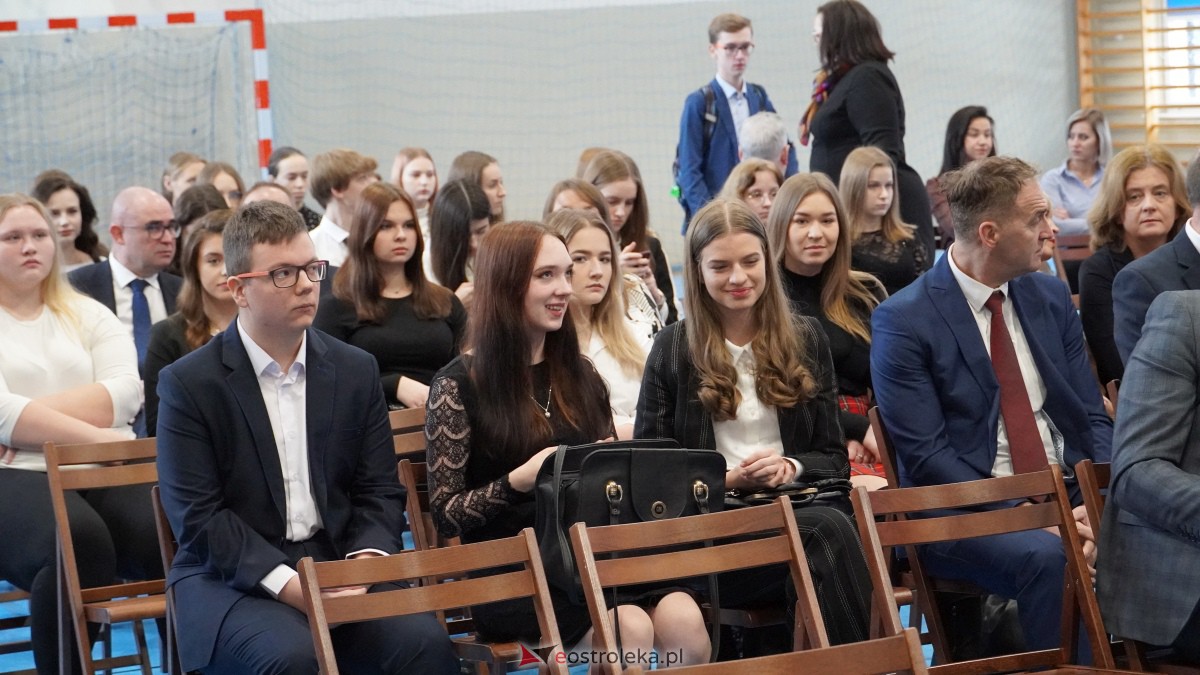 Stypendia Prezesa Rady Ministrów - uroczyste rozdanie w Zespole Szkół Powiatowych w Myszyńcu [09.12.2022] - zdjęcie #141 - eOstroleka.pl