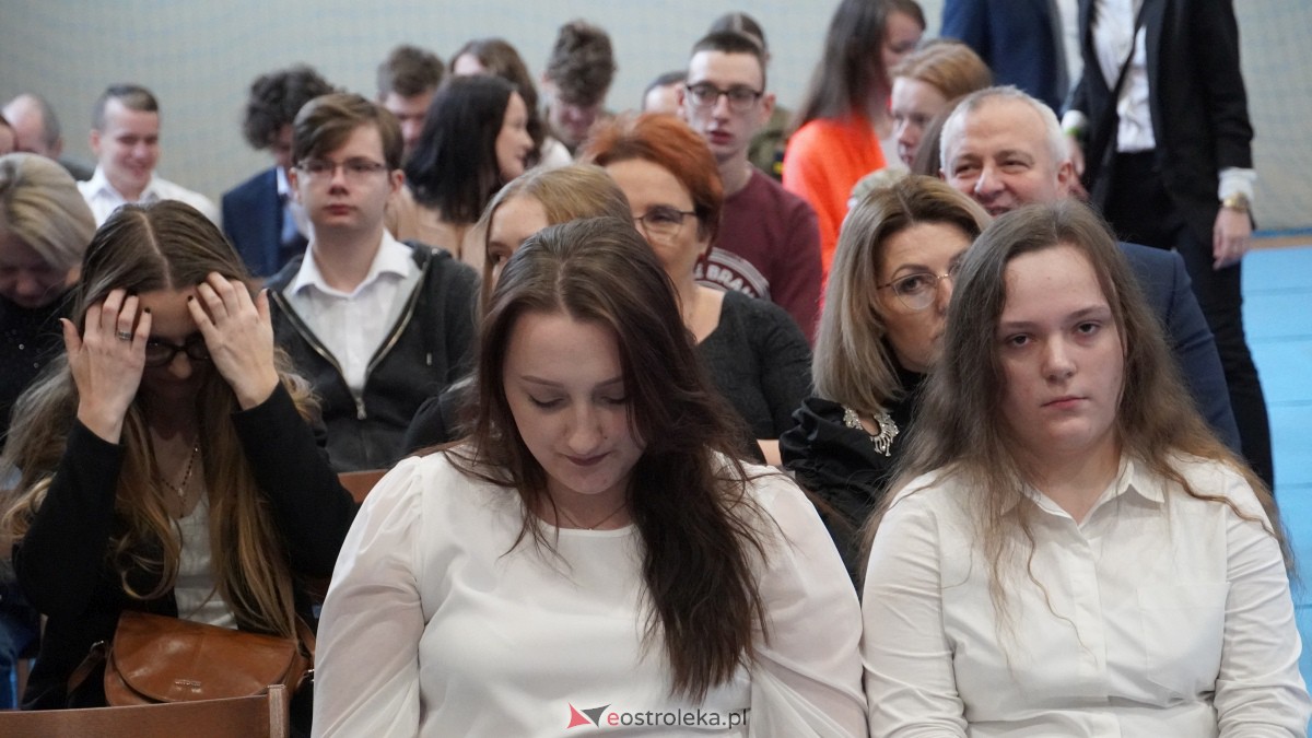 Stypendia Prezesa Rady Ministrów - uroczyste rozdanie w Zespole Szkół Powiatowych w Myszyńcu [09.12.2022] - zdjęcie #138 - eOstroleka.pl