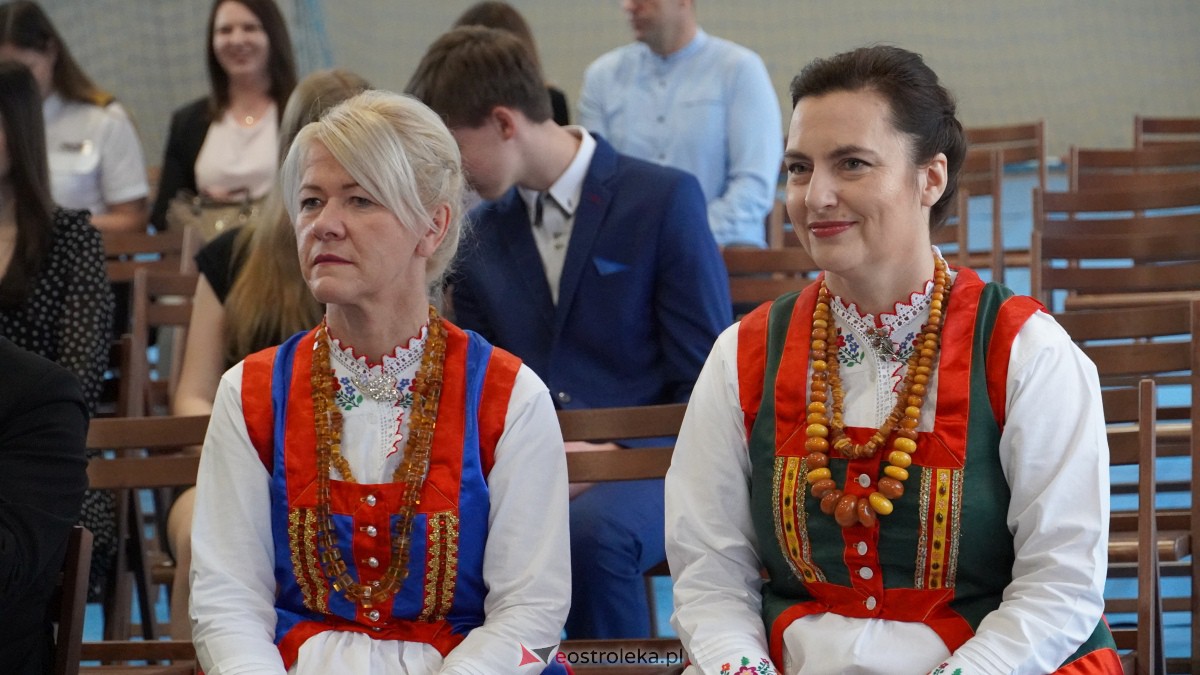 Stypendia Prezesa Rady Ministrów - uroczyste rozdanie w Zespole Szkół Powiatowych w Myszyńcu [09.12.2022] - zdjęcie #96 - eOstroleka.pl