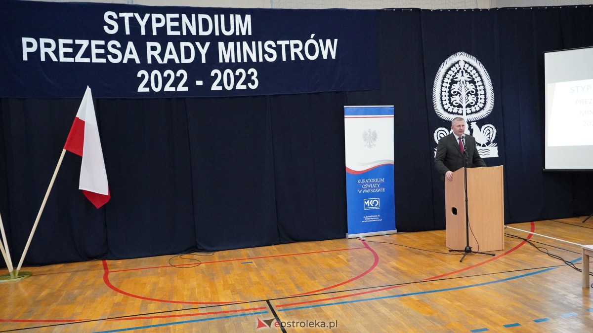 Stypendia Prezesa Rady Ministrów - uroczyste rozdanie w Zespole Szkół Powiatowych w Myszyńcu [09.12.2022] - zdjęcie #68 - eOstroleka.pl