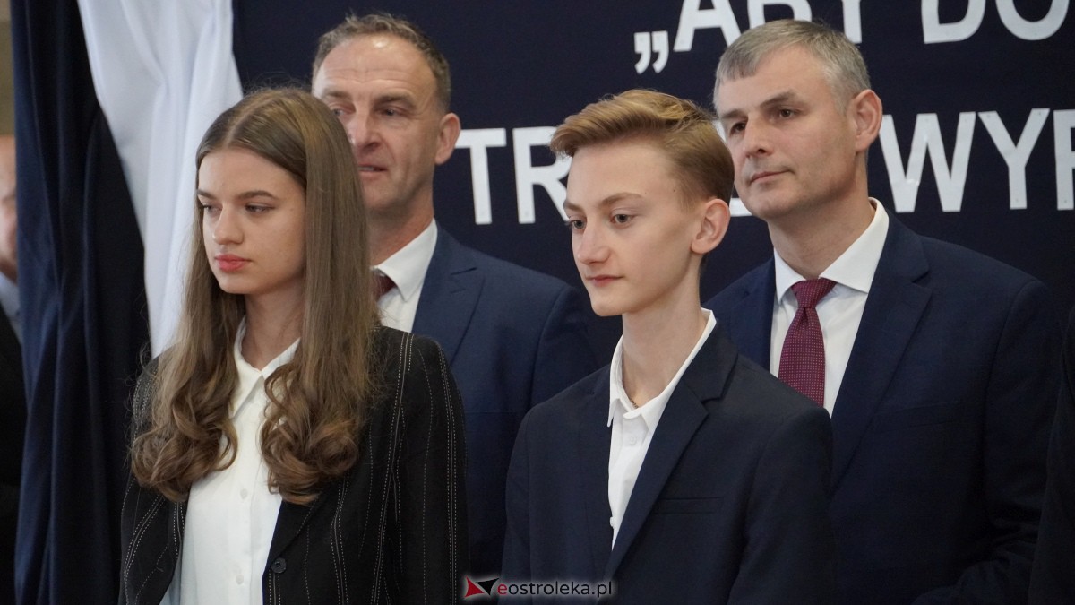 Stypendia Prezesa Rady Ministrów - uroczyste rozdanie w Zespole Szkół Powiatowych w Myszyńcu [09.12.2022] - zdjęcie #64 - eOstroleka.pl