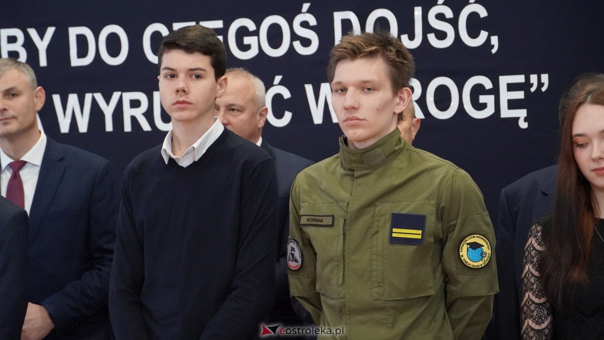 Stypendia Prezesa Rady Ministrów - uroczyste rozdanie w Zespole Szkół Powiatowych w Myszyńcu [09.12.2022] - zdjęcie #62 - eOstroleka.pl