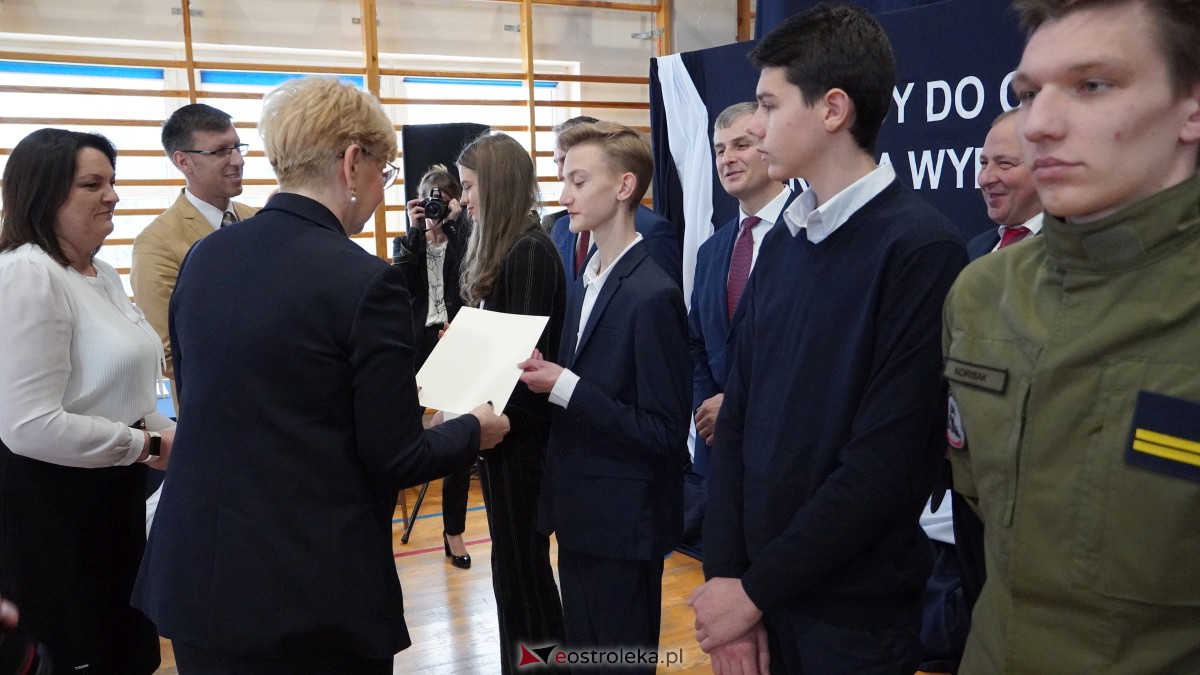 Stypendia Prezesa Rady Ministrów - uroczyste rozdanie w Zespole Szkół Powiatowych w Myszyńcu [09.12.2022] - zdjęcie #38 - eOstroleka.pl