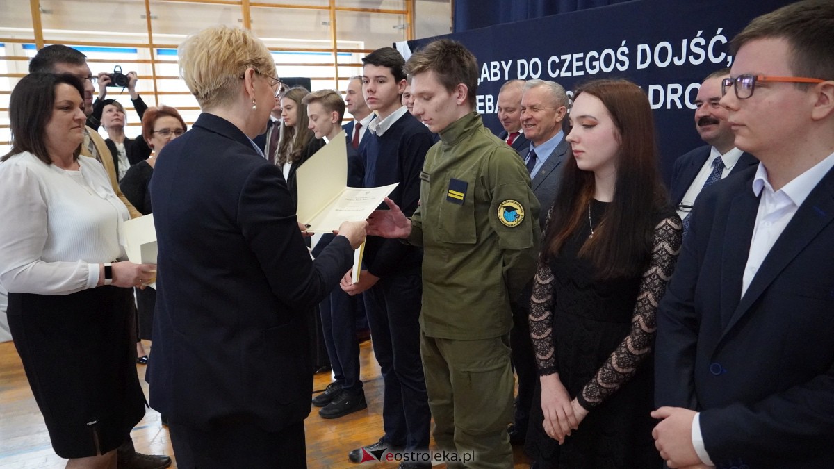 Stypendia Prezesa Rady Ministrów - uroczyste rozdanie w Zespole Szkół Powiatowych w Myszyńcu [09.12.2022] - zdjęcie #28 - eOstroleka.pl