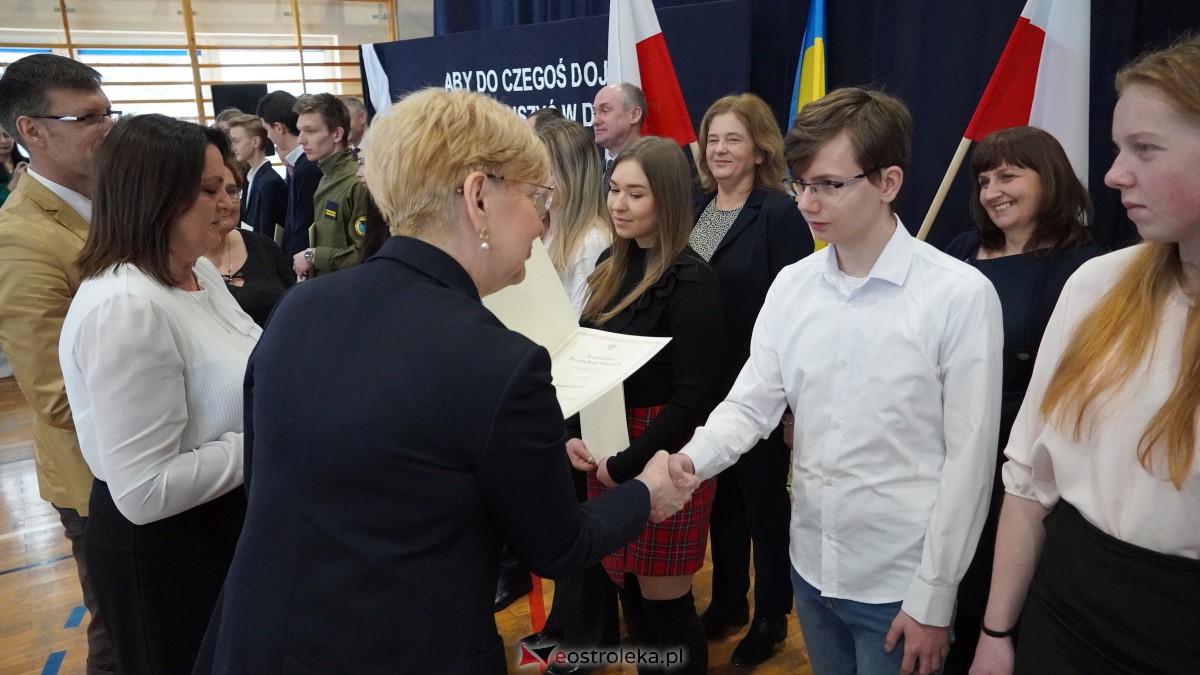 Stypendia Prezesa Rady Ministrów - uroczyste rozdanie w Zespole Szkół Powiatowych w Myszyńcu [09.12.2022] - zdjęcie #22 - eOstroleka.pl